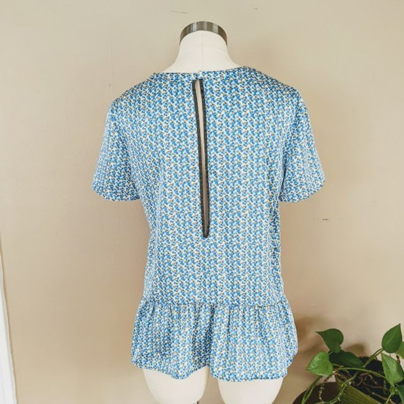 Zara Basic Short Sleeve Polka Dot Peplum Blouse - Size Medium - Picture 4 of 8